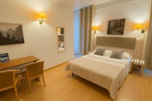 Postel nebo postele na pokoji v ubytování Hôtel du Nord + 27 fotografií