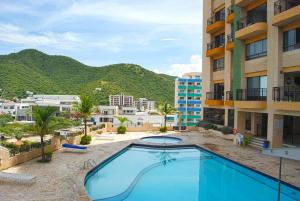 En generel udsigt til bjerge eller udsigt til bjerge taget fra lejligheden