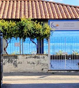 Το κτήριο όπου στεγάζεται  το διαμέρισμα