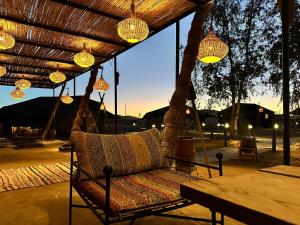 Příroda nedaleko luxury tent