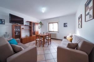 Χώρος καθιστικού στο Mountain&Lake Terrace Retreat