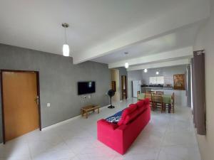 TV a/nebo společenská místnost v ubytování Casa do Deca Toledo - 500 metros do Centro Histórico