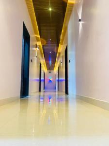 Φωτογραφία από το άλμπουμ του SR Grand Hotel σε Kārdha +5 φωτογραφίες