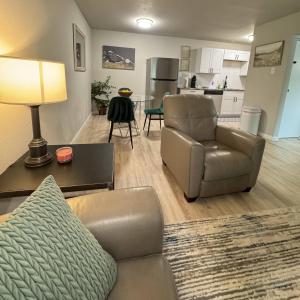 Køkken eller tekøkken på 1 DT Dallas l FIFA WORLD CUP READY l 5 Min from Love Field