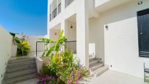 Balkón nebo terasa v ubytování Aurora Piscine Chauffée à quelques pas de la mer