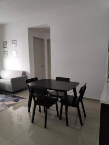 Χώρος καθιστικού στο Das Haus Homestay Puchong