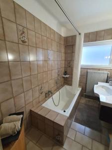 Koupelna v ubytování Maison Calme quartier central + 15 fotografií