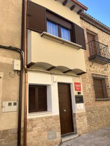 Το κτήριο όπου στεγάζεται  το διαμέρισμα