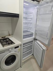 Η κουζίνα ή μικρή κουζίνα στο Urban Space Gangnam station +9 φωτογραφίες