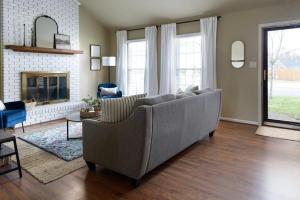 Χώρος καθιστικού στο Serene Getaway with Patio in Pineville +24 φωτογραφίες