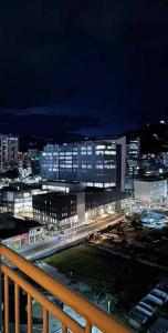 Linna Cali üldine vaade või majutusasutusest Apartamento VIP cómodo - Piso 12 pildistatud vaade