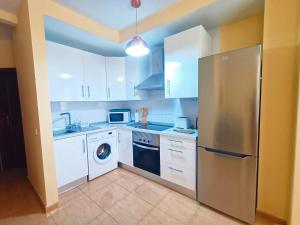 Η κουζίνα ή μικρή κουζίνα στο Miramar 11 +10 φωτογραφίες