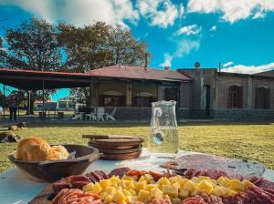 Φαγητό σε αυτή η παραθεριστική κατοικία ή κάπου εκεί κοντά