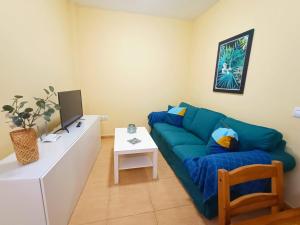 Μια τηλεόραση ή/και κέντρο ψυχαγωγίας στο Miramar 9