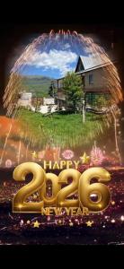 Un cartel de feliz año nuevo con una casa y fuegos artificiales en Villa BIG HOUSE, en Dilijan