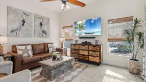 Μια τηλεόραση ή/και κέντρο ψυχαγωγίας στο Gem of Jensen Beach