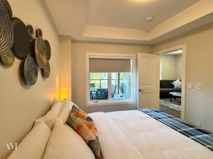 ゴールデンにあるParadise Point in Golden with Hot Tub and Mountain Viewのギャラリーの写真