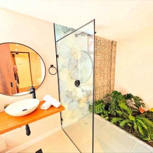 Koupelna v ubytování Hotel Libreria Cafe de Pombal + 66 fotografií