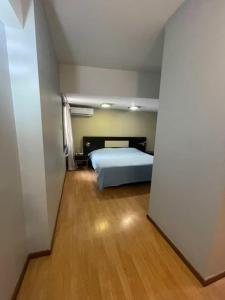 Voodi või voodid majutusasutuse Mono ambiente microcentro toas