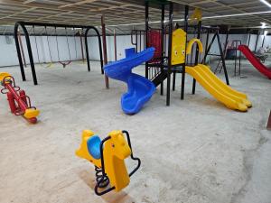 Ο χώρος παιχνιδιού για παιδιά στο Suger Suite Sea View جناح سطح القمر اطلاله بحريه +56 φωτογραφίες