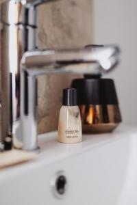 Foto de la galería de Romance-SPA-WIFI-PARKING séjour à vichy en Vichy