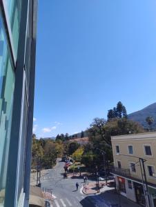 Γενική θέα στο βουνό ή θέα στο βουνό από  αυτό το δωμάτιο σε οικογενειακή κατοικία