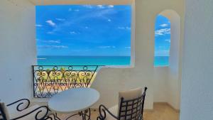 Γενική θέα στη θάλασσα ή θέα στη θάλασσα από  αυτό το ξενοδοχείο