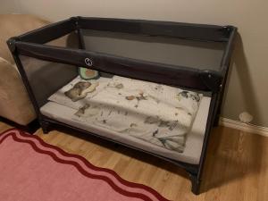 Ένα ή περισσότερα κρεβάτια σε δωμάτιο στο Apartment with a view in the center of Narvik