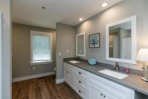 Ένα μπάνιο στο The Fort +31 φωτογραφίες