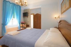 Ένα ή περισσότερα κρεβάτια σε δωμάτιο στο Katti House 2