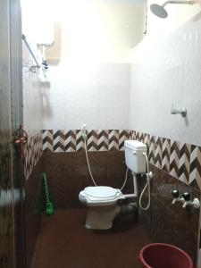Un baño de Stone Guest House Gokarna