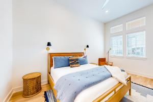 Postel nebo postele na pokoji v ubytování Sunshine Overtime + 55 fotografií