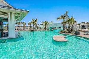 Swimmingpoolen hos eller tæt på Mila's Retreat