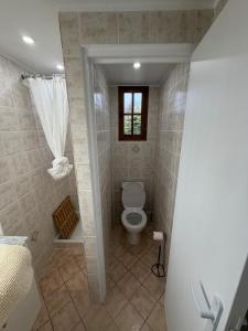 Ένα μπάνιο στο Le Chalet