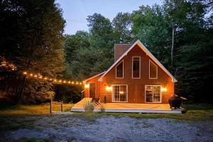 Το κτήριο όπου στεγάζεται  η παραθεριστική κατοικία