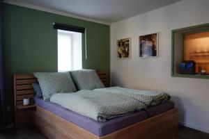 En eller flere senge i et værelse på Nicole's kleine Schwedenstube