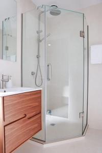 Ένα μπάνιο στο Heavenly Tekapo Apartment A