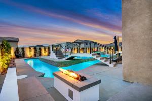 Πισίνα στο ή κοντά στο Lazy River Waterslide Gameroom Pool 7br Sleeps 18