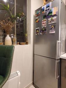 Kuchyň nebo kuchyňský kout v ubytování 3 rooms in a beautiful passage of Auxerre + 10 fotografií