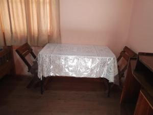 Ένα ή περισσότερα κρεβάτια σε δωμάτιο στο Casa céntrica en Oruro