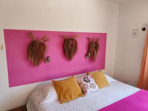 Ένα ή περισσότερα κρεβάτια σε δωμάτιο στο On Beach Seaside Sunset Haven 2 - Epic Sea View