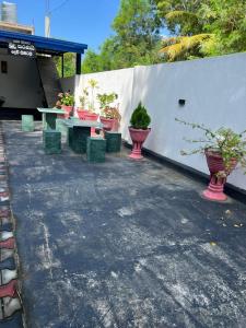 Gallery image of On My way Tours and travels in Colombo