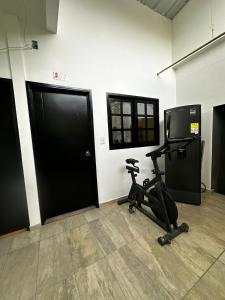 Spordikeskus ja/või sportimisvõimalused majutusasutuses Relax