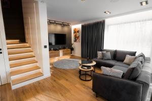 Φωτογραφία από το άλμπουμ του Zamkowy Zakątek - Luksusowe domki z jacuzzi σε Skorka +6 φωτογραφίες