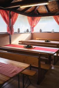 Biliár nebo kulečník v ubytování Kuća za odmor San