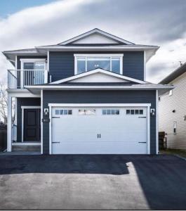 Tòa nhà nơi nhà khách tọa lạc