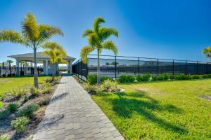 Κήπος έξω από το Pool and Pickleball Access Babcock Ranch Escape