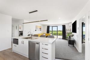 Köök või kööginurk majutusasutuses Carters Beach Seaside Accommodation