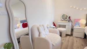 Ένα ή περισσότερα κρεβάτια σε δωμάτιο στο 拾月頭城無邊際泳池溫泉房 +53 φωτογραφίες