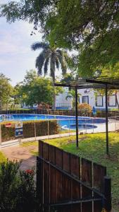 Bassein majutusasutuses Casa Mediterránea en Carmen de Apicalá - Jacuzzi või selle lähedal